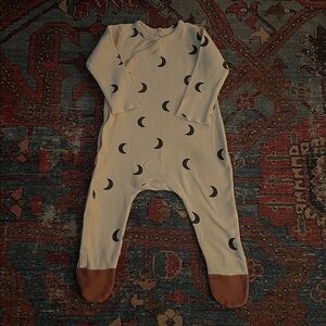 Moon Patterned Kids Footie